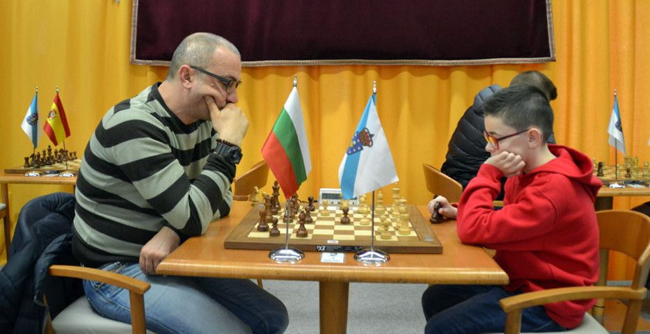 Vladimir Petkov (esquerda) no VI Memorial Ramón Escudeiro Tilve