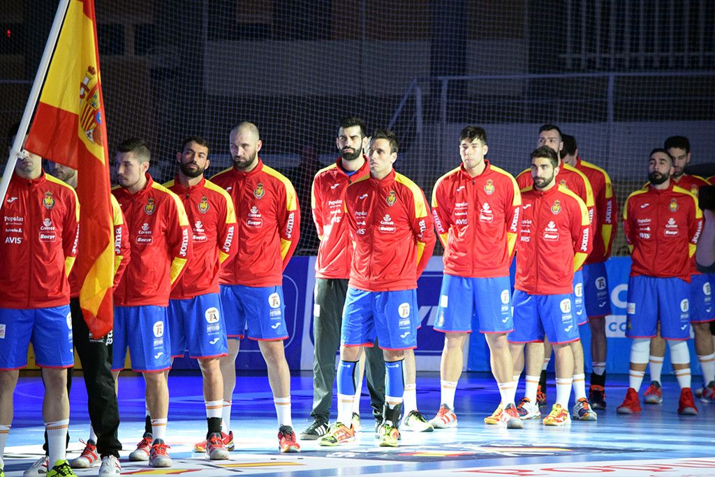 Partido de balonmano España-Bielorrusia en el Pabellón Municipal de los Deportes