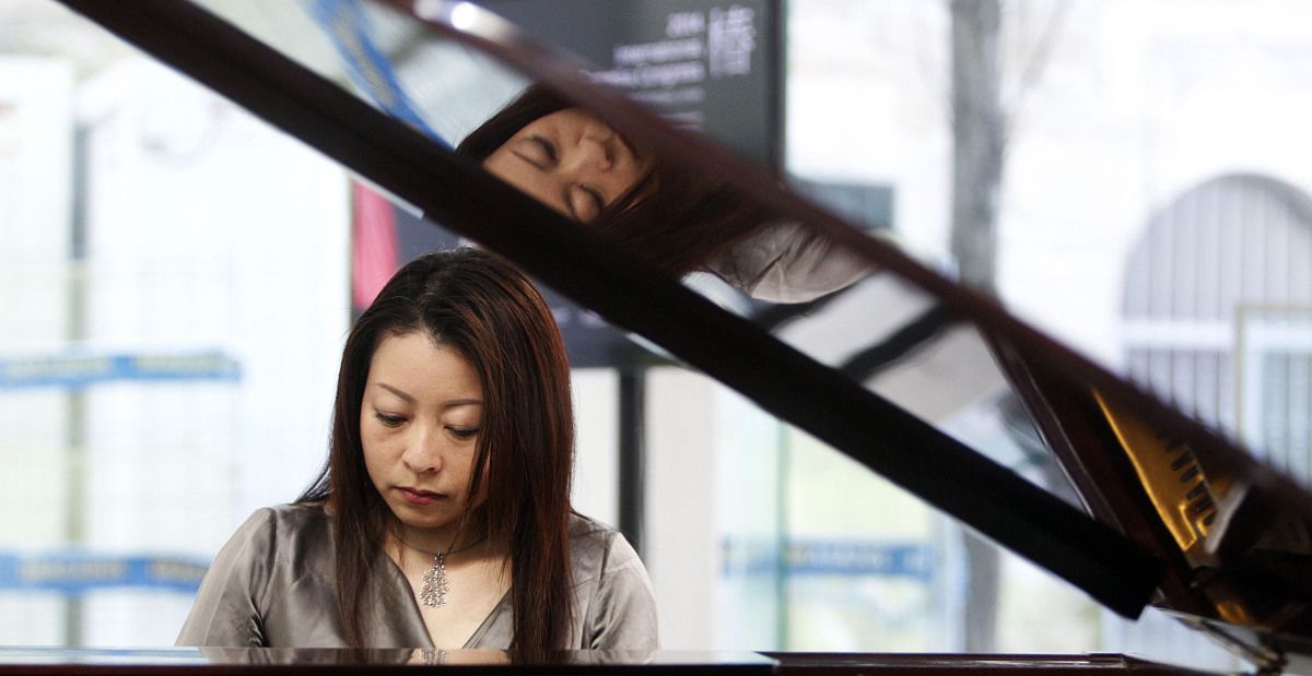Mine Kawakami, pianista e compositora