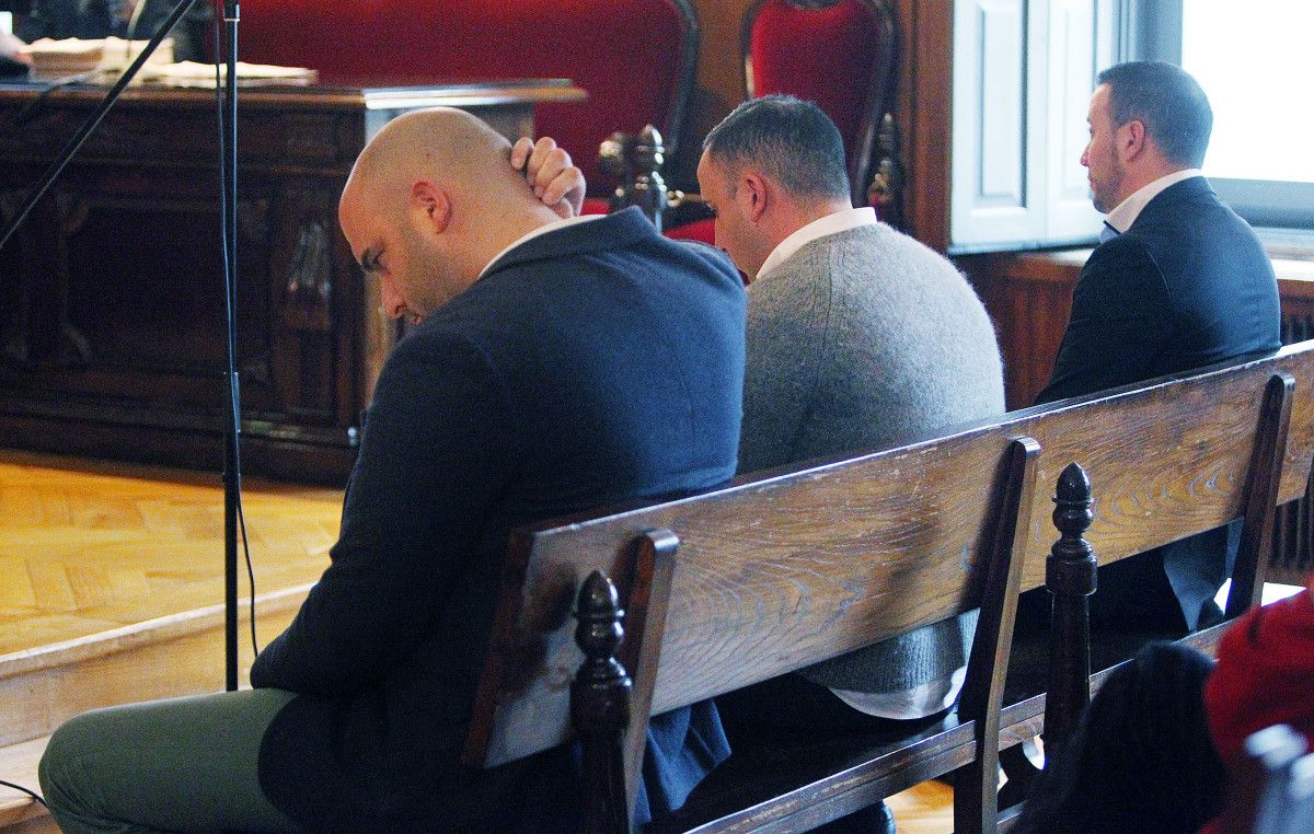 Javier López, Diego Fontán y Juan Carlos Santorum en el banquillo de los acusados