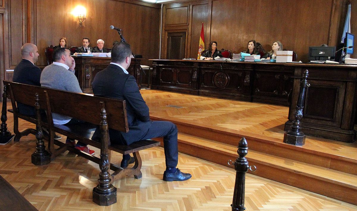 Javier López, Diego Fontán y Juan Carlos Santorum en el banquillo de los acusados