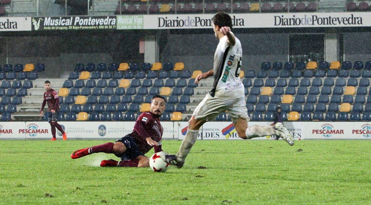 Partido de Copa Federación entre Pontevedra e Burgos