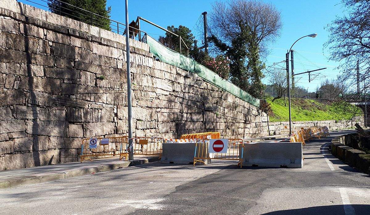 Muro de Otero Pedrayo que será reparado