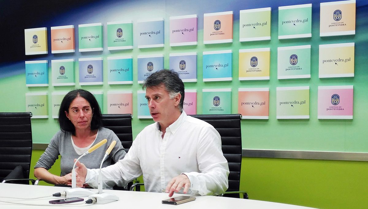 Rolda de prensa de Anxos Riveiro e Alfredo Bea