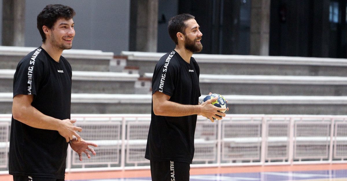 Borja Méndez y Bruno De Castro en un entrenamiento del Teucro