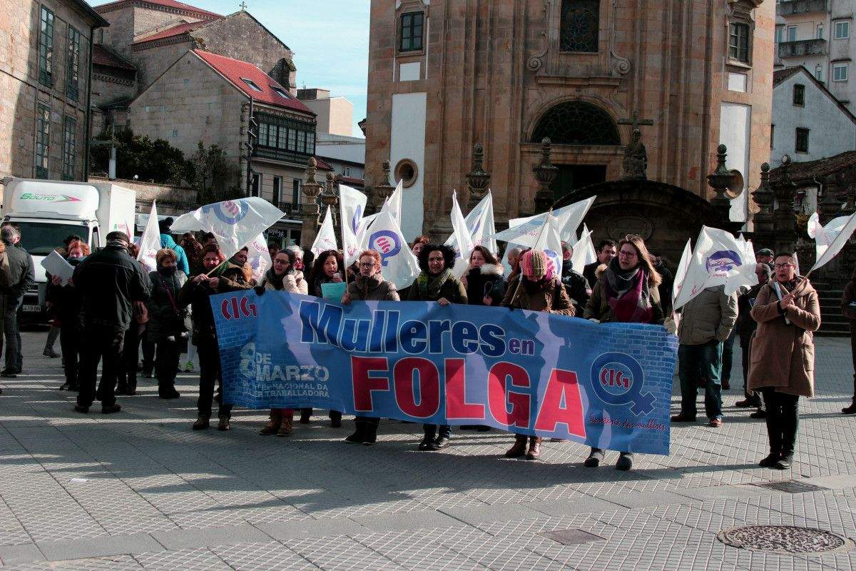 Chamamento á folga de mulleres do 8 de marzo
