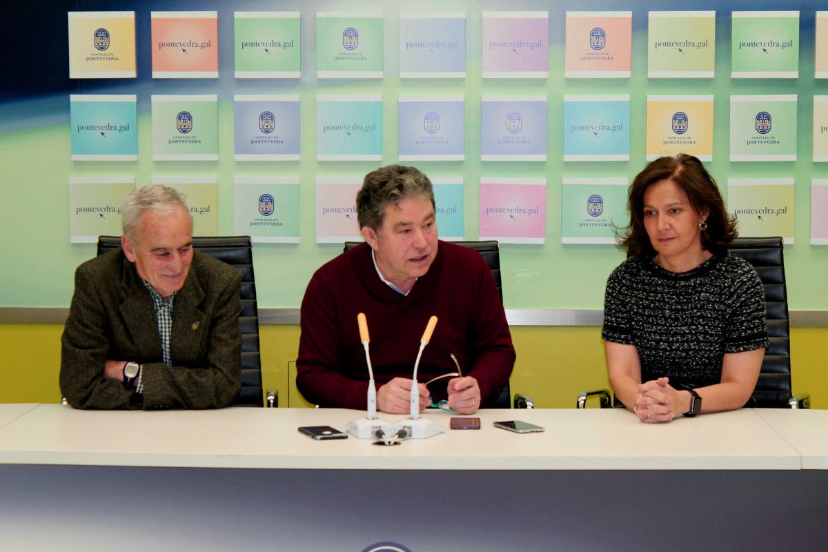 Ramón Touza, Miguel Anxo Fernández Lores y Charo Castro