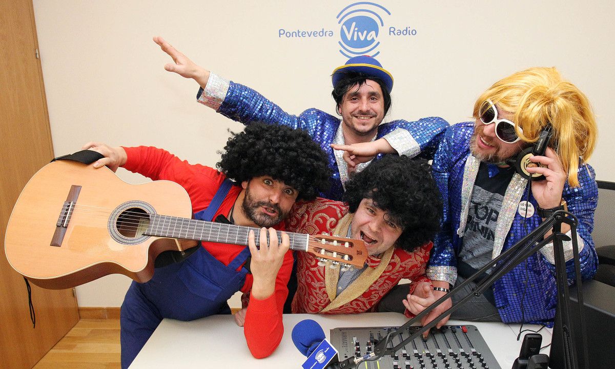 Murga Os do Val do Lérez en PontevedraViva Radio Murga Os do Val do Lérez en PontevedraViva Radio