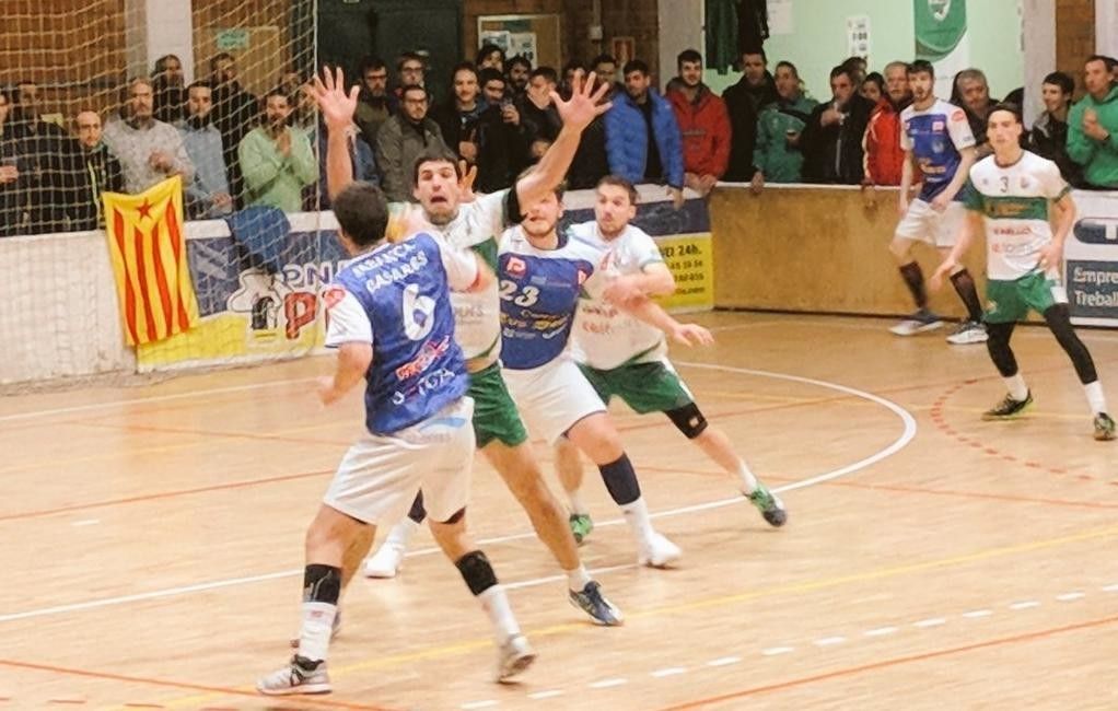 Partido entre Handbol Bordils e Cisne