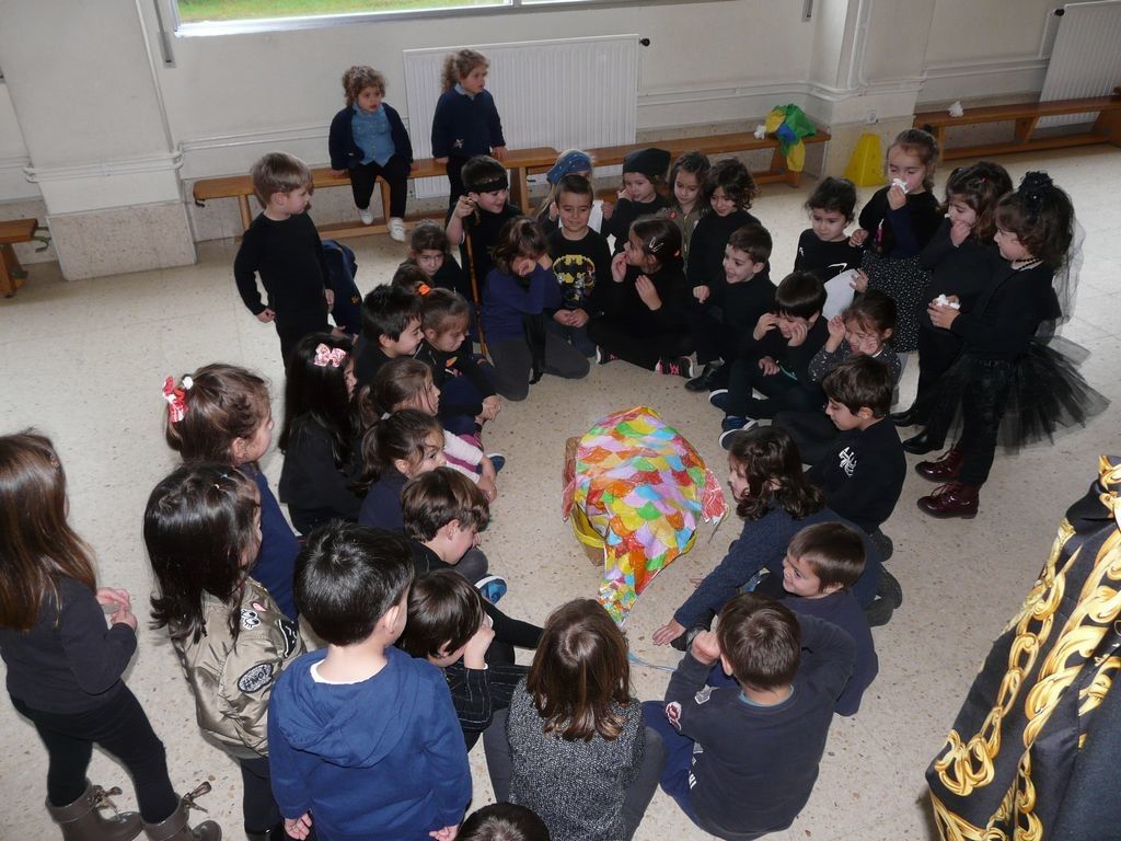 Enterro da Sardiña no CEIP de Ponte Sampaio Enterro da Sardiña no CEIP de Ponte Sampaio