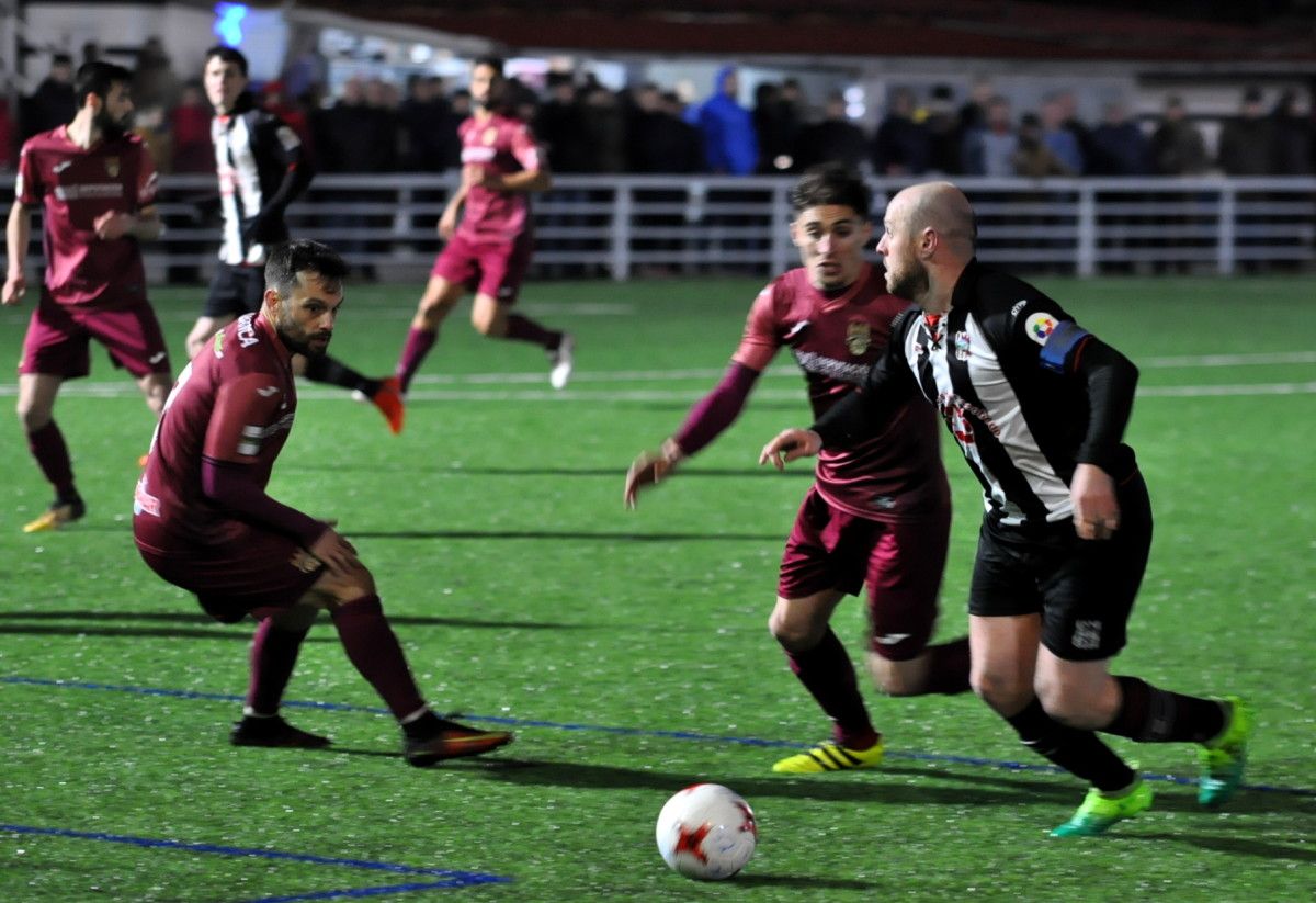 Partido entre Escobedo y Pontevedra