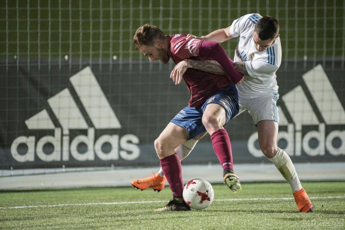 Partido entre Real Madrid Castilla e Pontevedra no Alfredo Di Stéfano