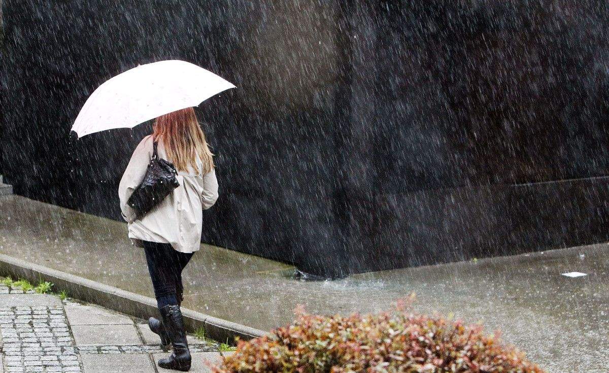 Lluvia en las calles de Pontevedra