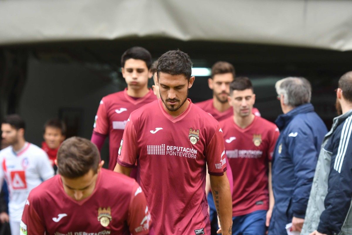 Darío Flores, en el partido entre Pontevedra y Rayo Majadahonda en Pasarón