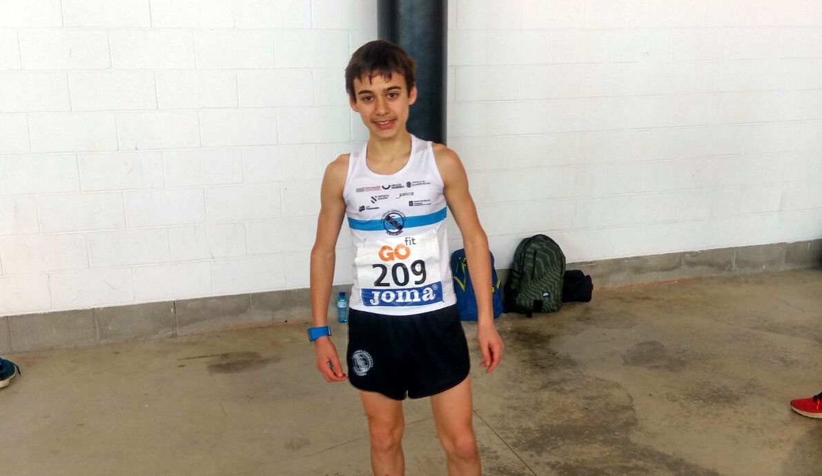 Hugo García Souto, en el campeonato de España sub16 en pista cubierta