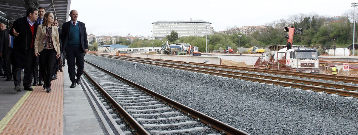 Visita da Ministra de Fomento á estación de trens de Pontevedra