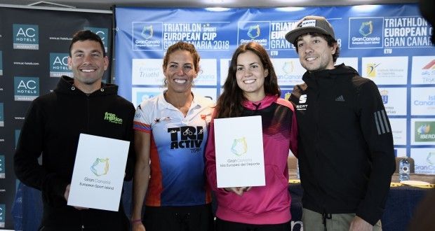 Carmen Gómez (de rosa) en la rueda de prensa previa a la Copa de Europa de Gran Canaria