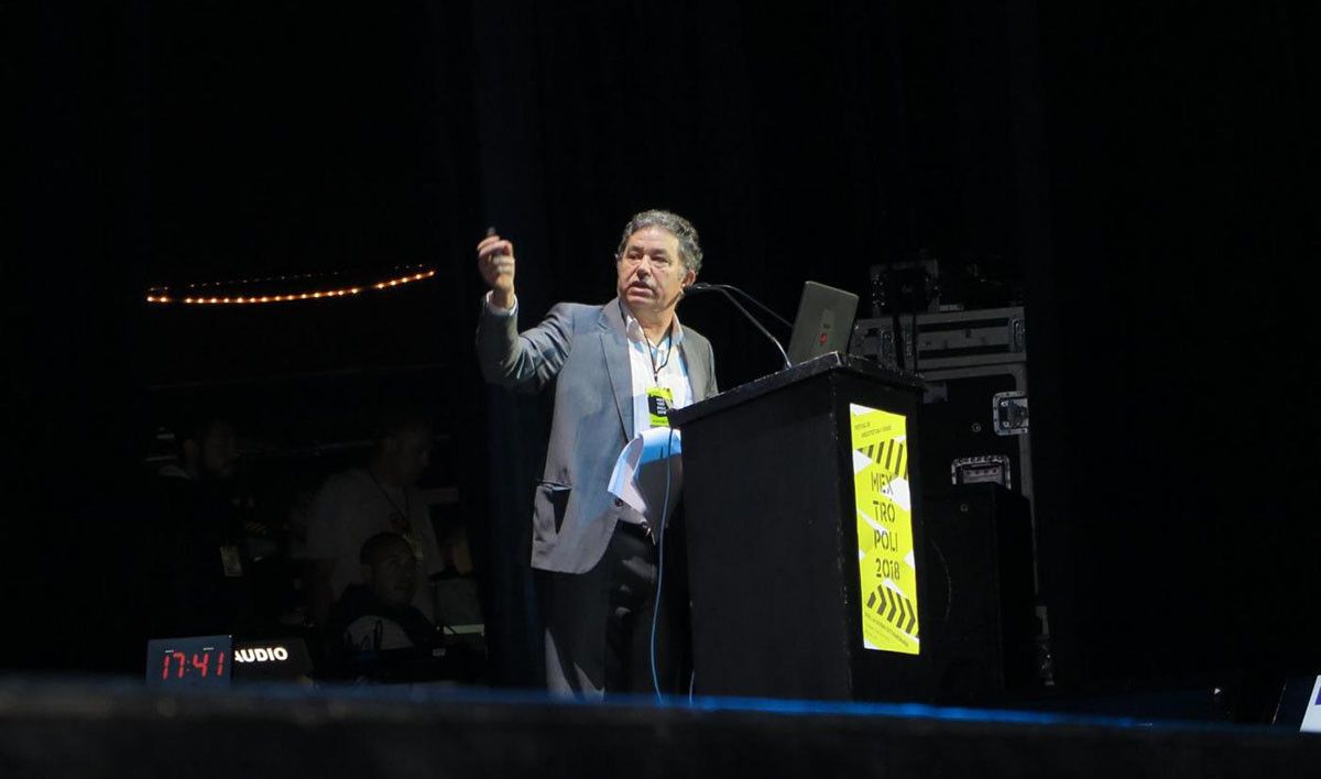 Conferencia de Miguel Anxo Fernández Lores na feira Mextrópoli