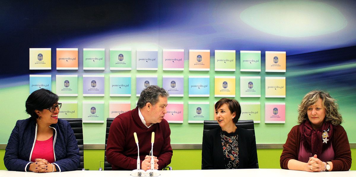 De esquerda a dereita, Alin Escoto, Miguel Anxo Fernández Lores, Susana Pliego e Carmen Fouces