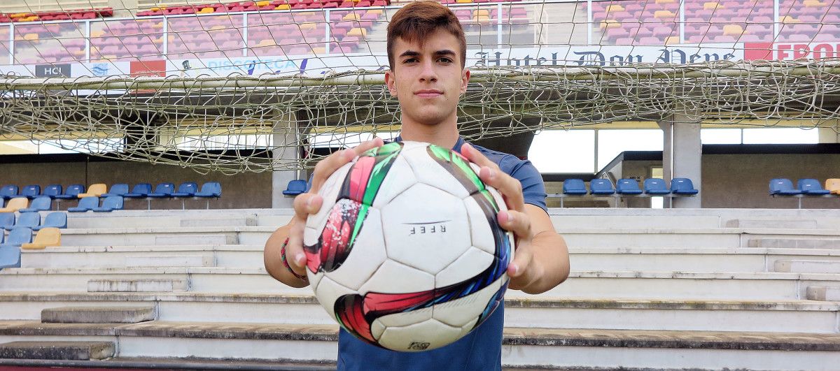 Jorge Carrillo, en el Estadio Municipal de Pasarón