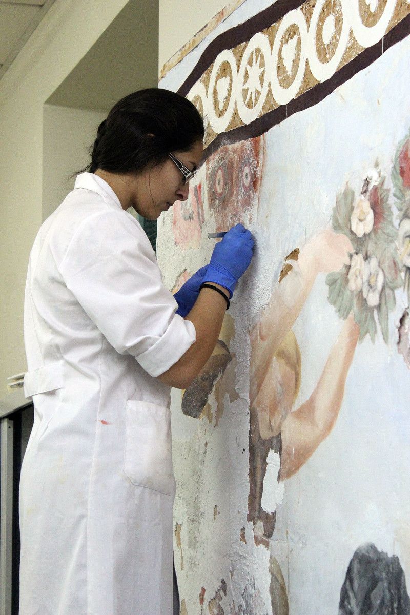 Visita de Fernández Lores e Bará á Escola de Conservación e Restauración