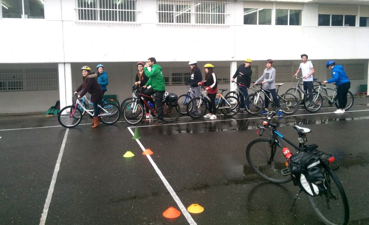 Programa Ao InstienBici no Instituto Sánchez Cantón