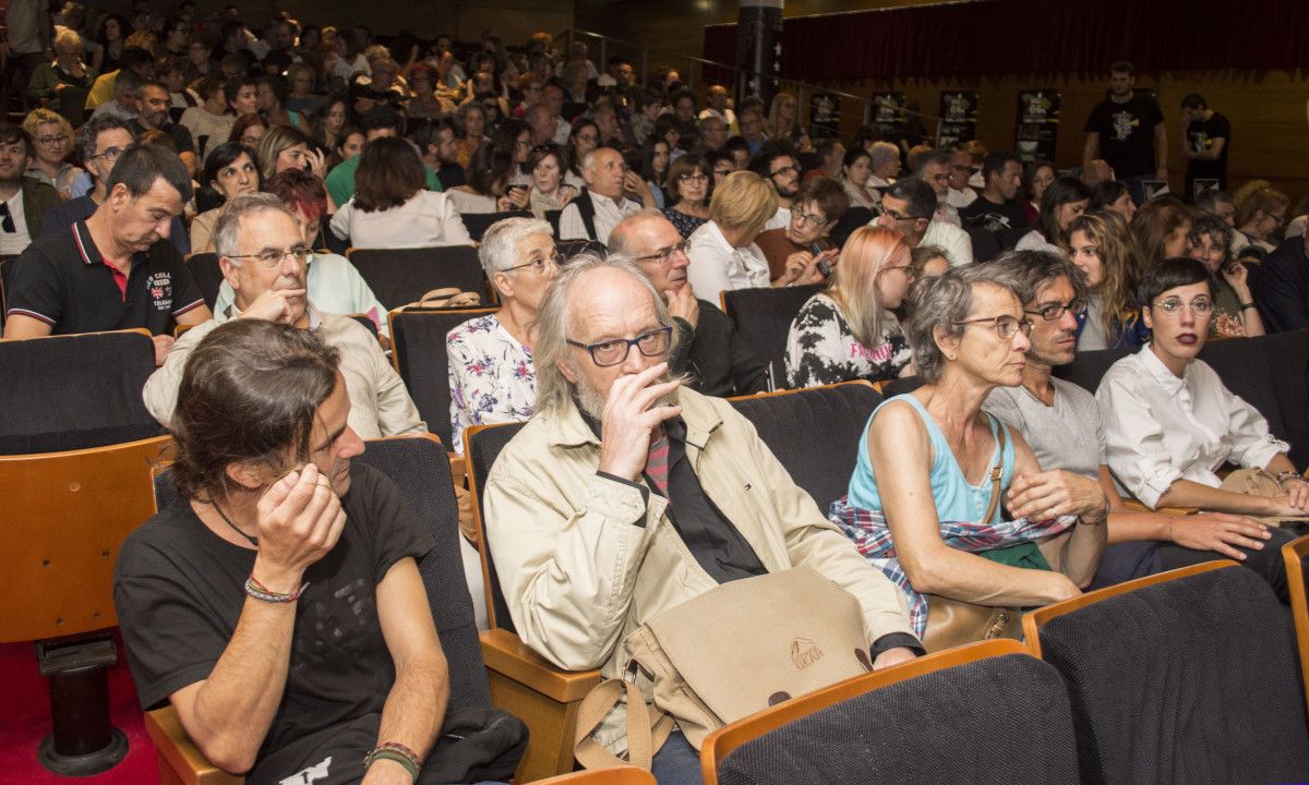 Público dunha edición anterior do FIC Bueu