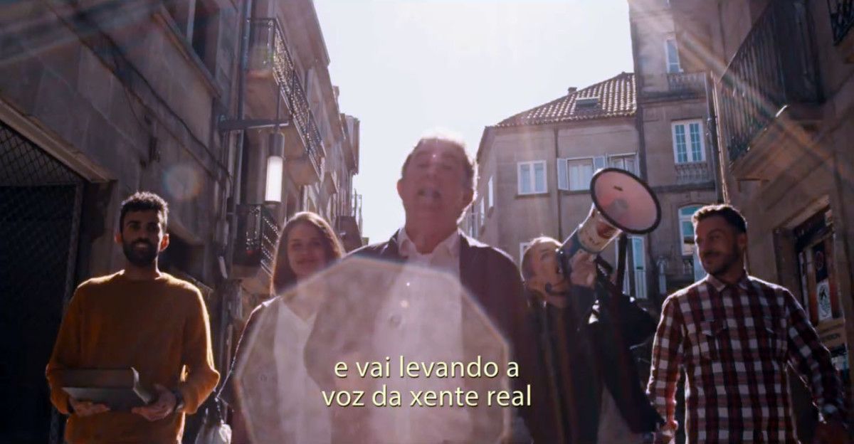 Videoclip del tema "Segue para adiante"