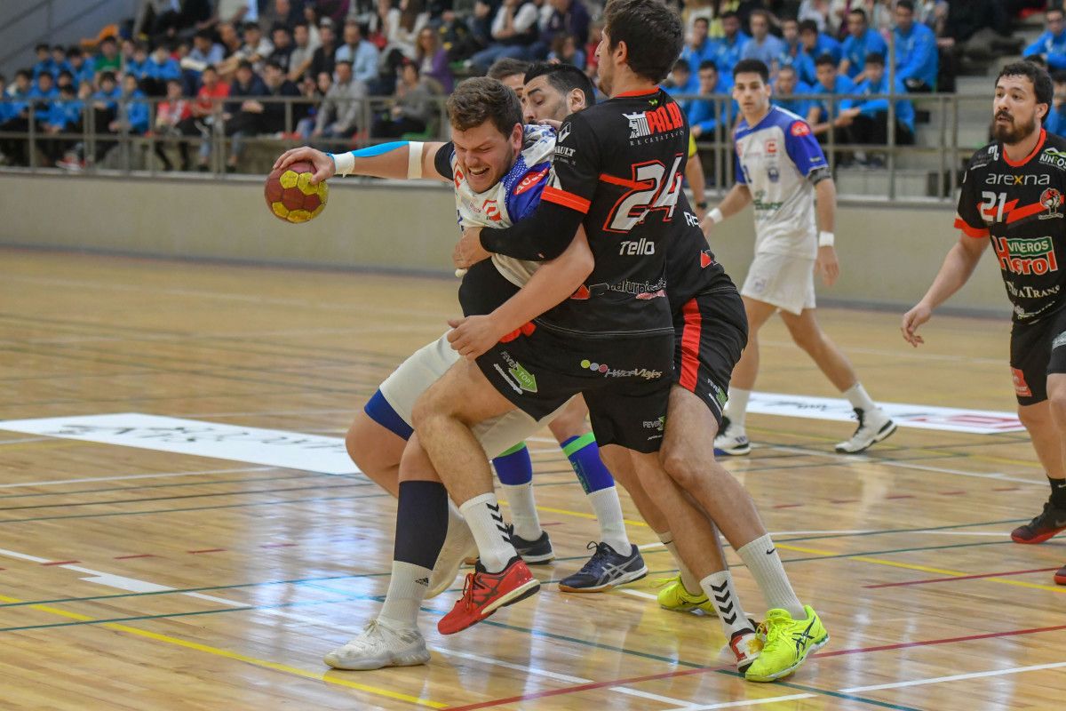 Partido entre Cisne y BM Nava en el CGTD