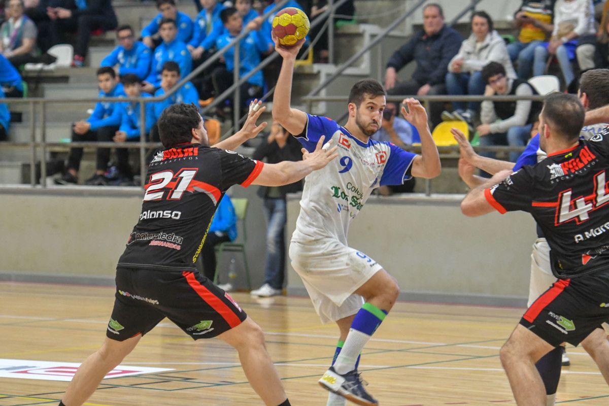 Partido entre Cisne y BM Nava en el CGTD