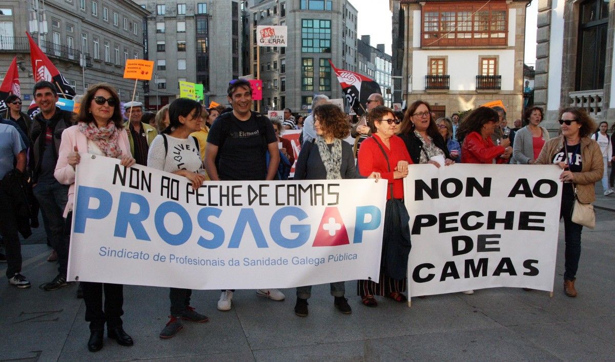 Marcha de Prosagal por el cierre de camas en el CHOP y O Salnés