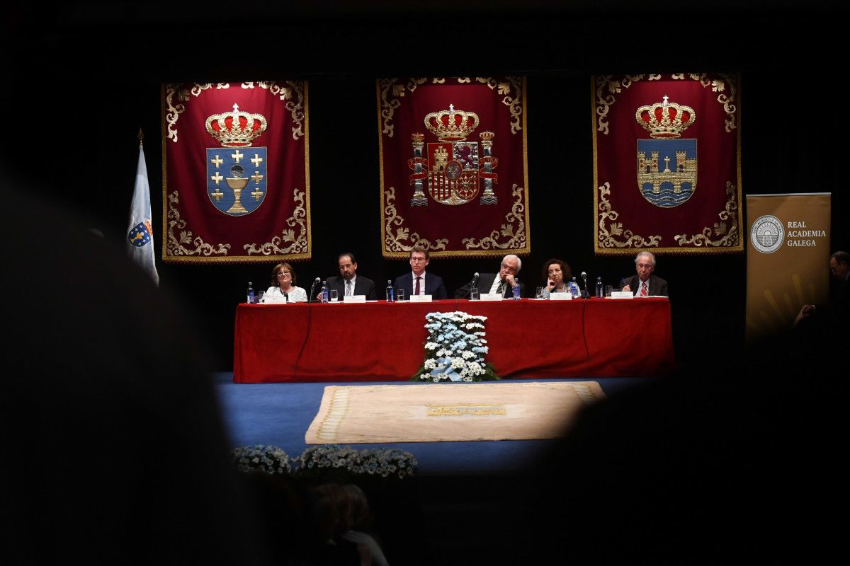 Plenario de la RAG en Pontevedra en el Día das Letras Galegas de María Victoria Moreno
