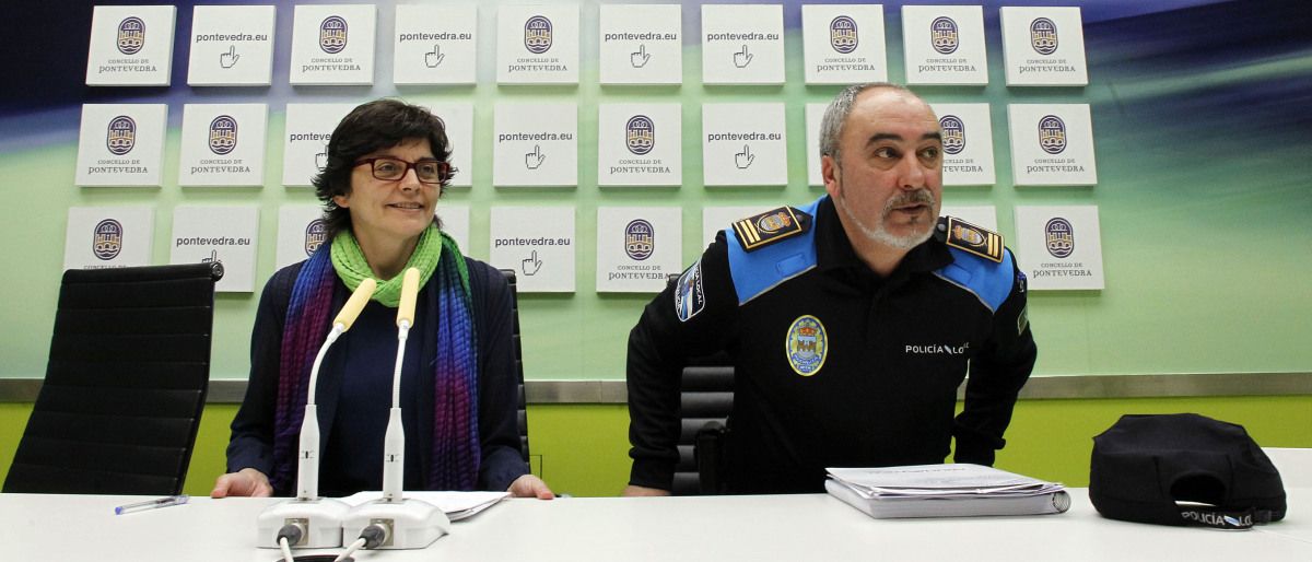 Carme da Silva e Daniel Macenlle presenta a memoria anual da Policía Local
