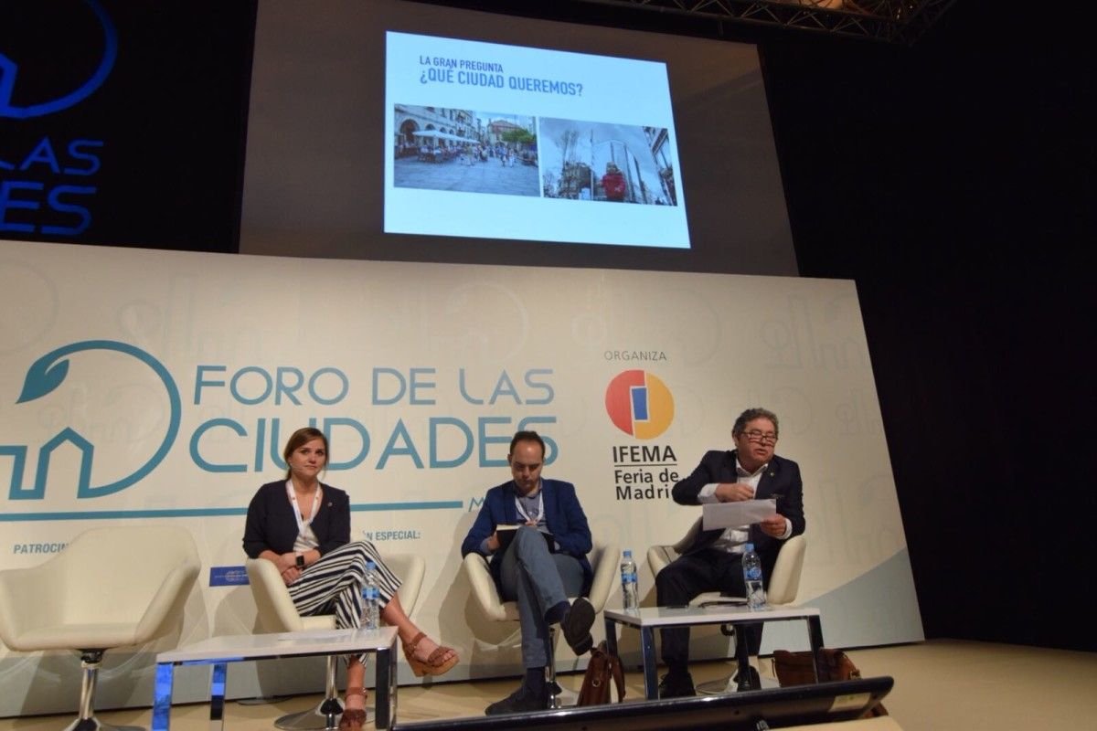 Participación de Lores no Foro das Cidades de Madrid