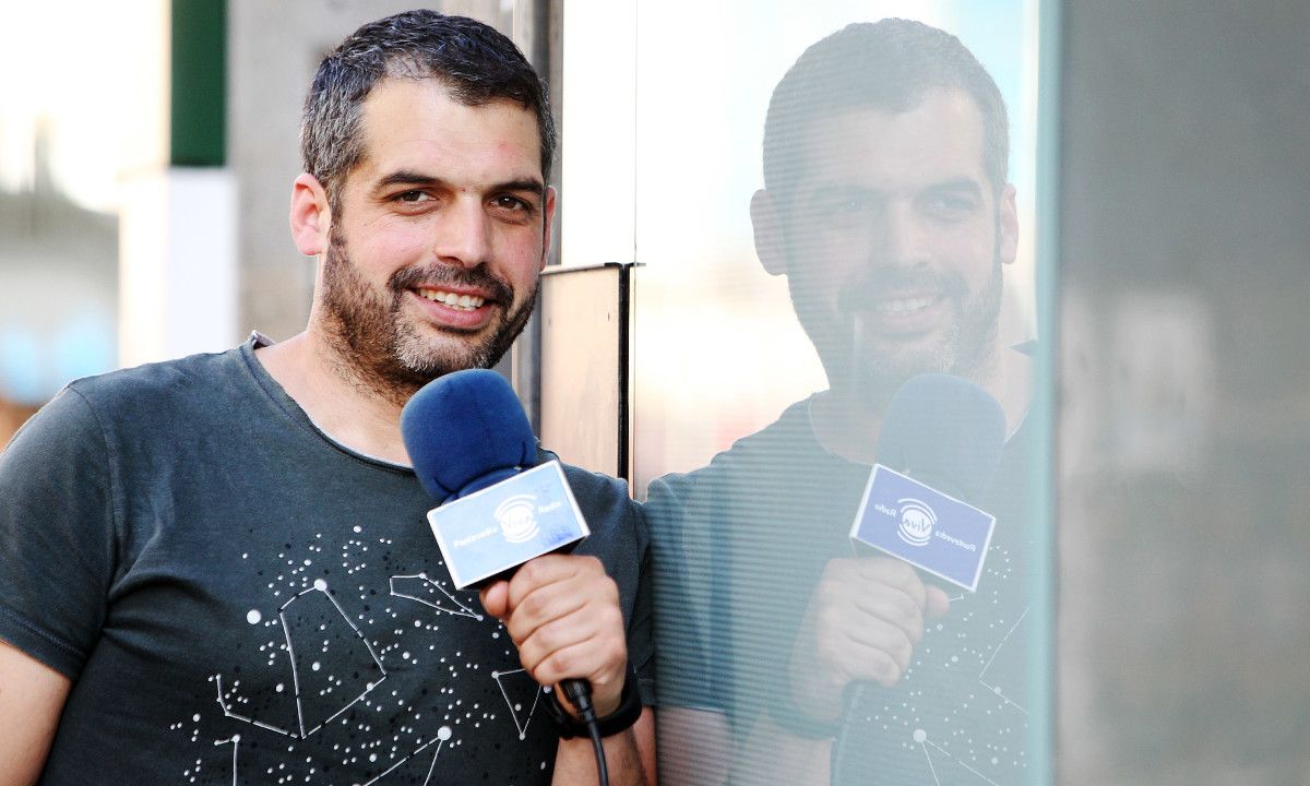 Luis Montes, adestrador do Teucro na Playlist