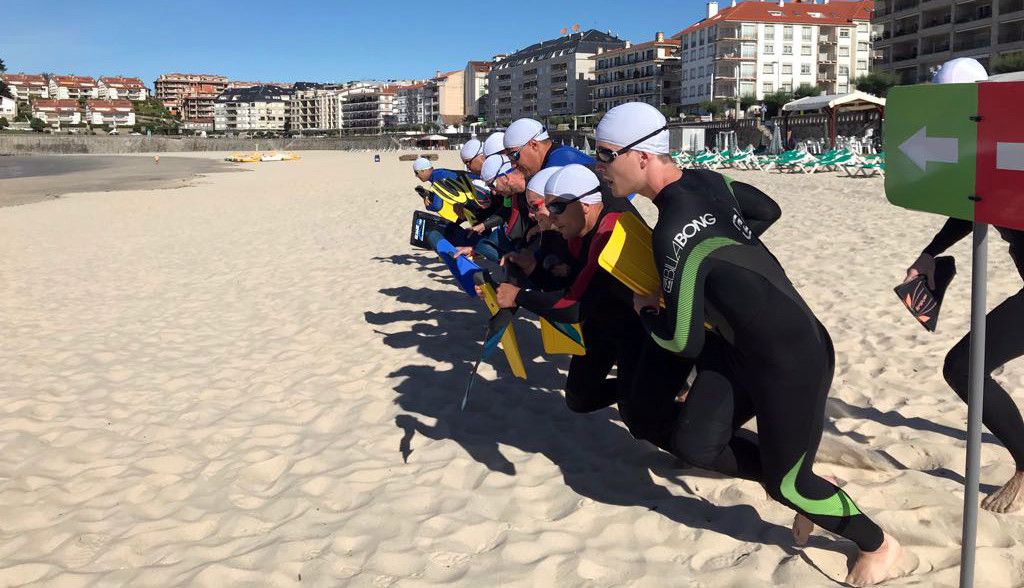 Selección de socorristas en la playa de Silgar