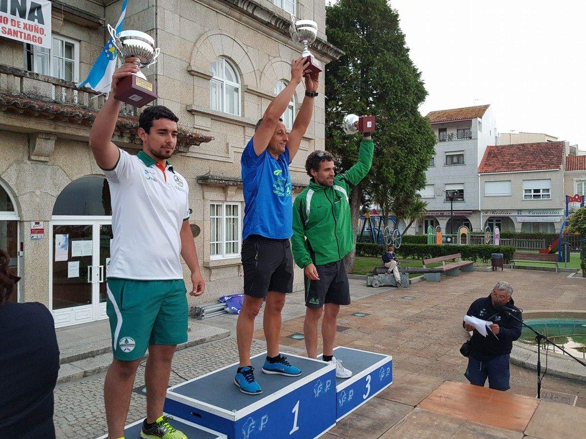Podio do Campionato de España de Ríos e Travesías no Grove