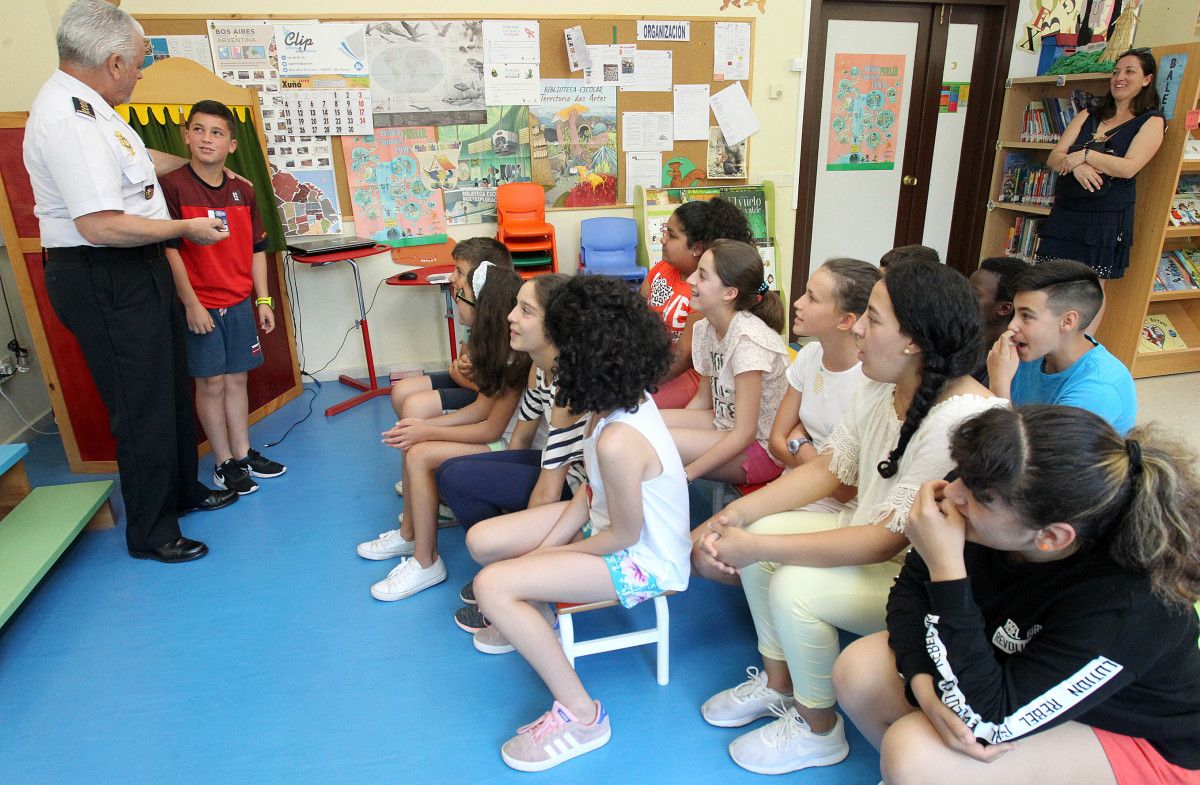 Entrega del carnet de ciberexperto a escolares de Marcón