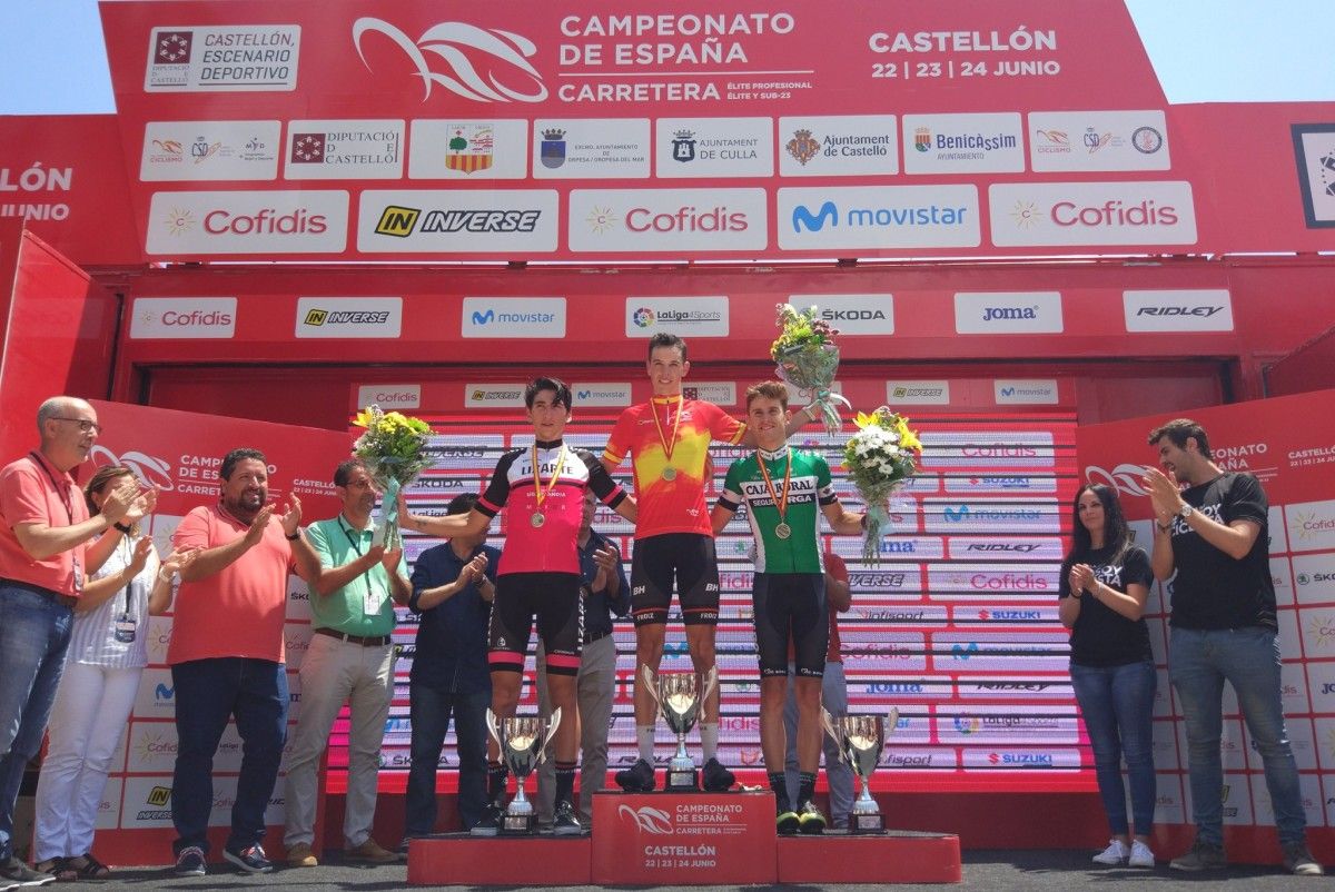  Sergio Vega no podio do Campionato de España de ciclismo elite en Castellón