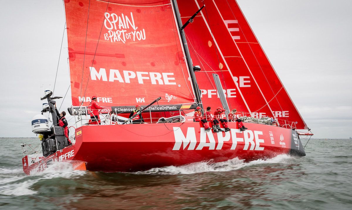 El barco español Mapfre llegando a La Haya