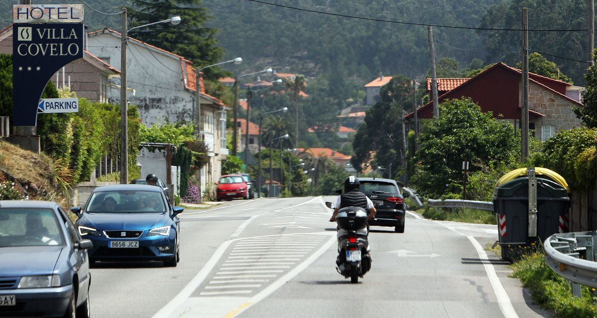 Estrada PO-308 en Covelo