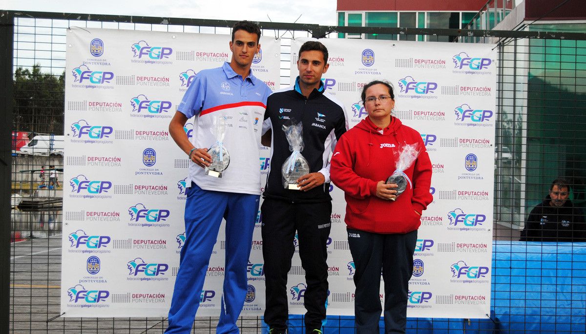 Podio masculino no campionato galego de pista 