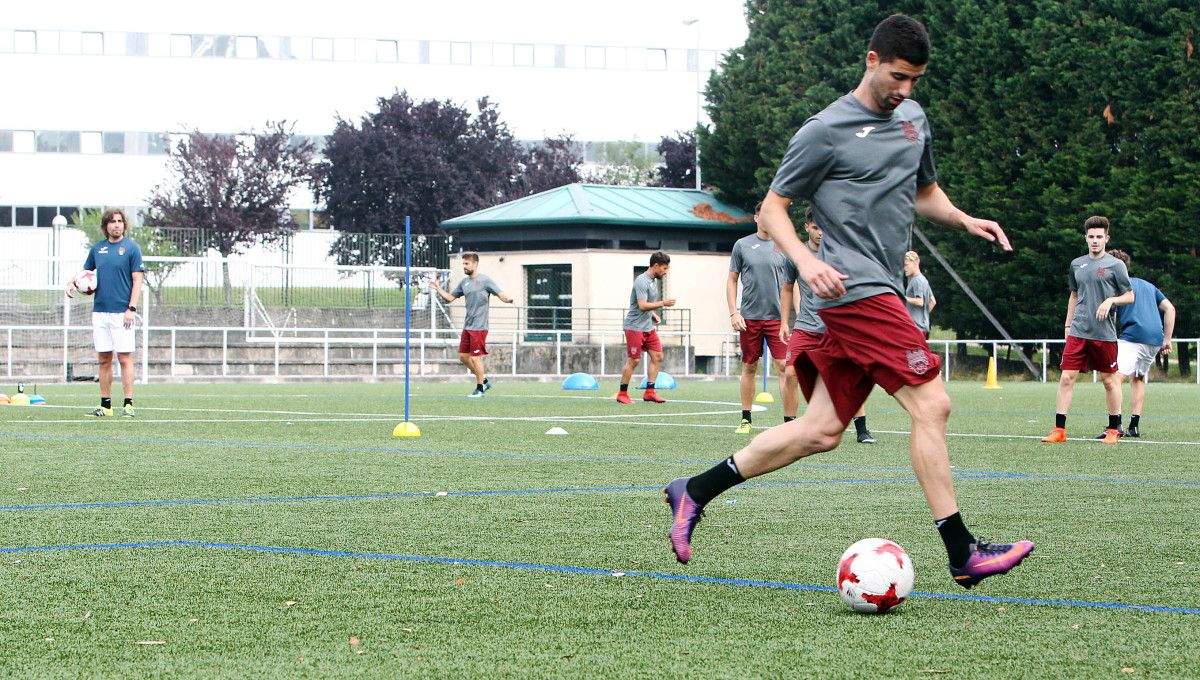 Nacho López adestrando co Pontevedra na Xunqueira