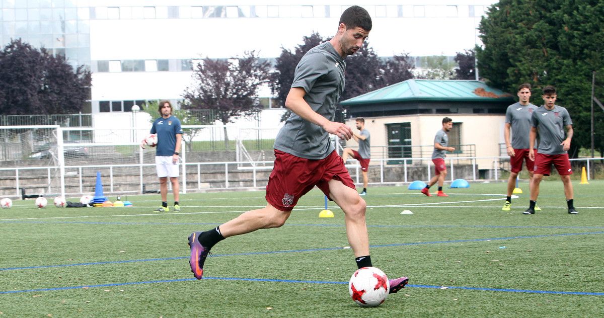 Nacho López adestrando co Pontevedra na Xunqueira