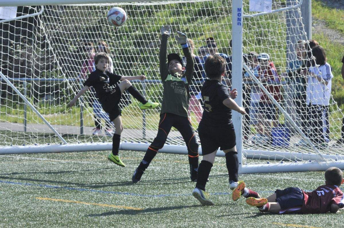 Torneo Fútbol-8 Benjamín y Alevín de Monte Porreiro