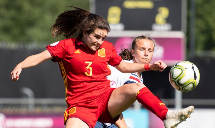 Teresa Abelleira, en un partido del Europeo Sub-19