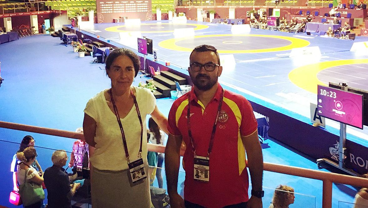 Anxos Riveiro y Pablo Pintos, en el Europeo Júnior de Lucha en Ostia