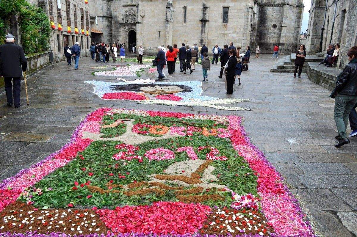 Alfombras florales con motivo de la procesión del Viático