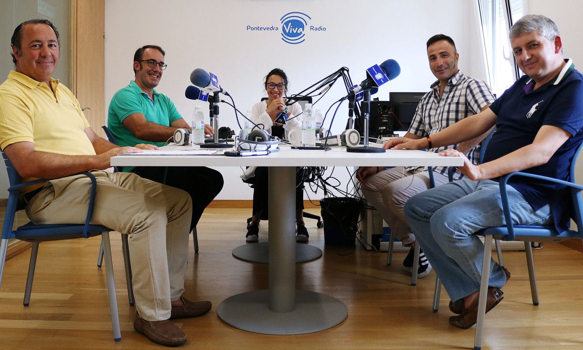 Las Conversas na Ferrería de PontevedraViva Radio cuentan con los aficionados taurinos de la Feria de la Peregrina