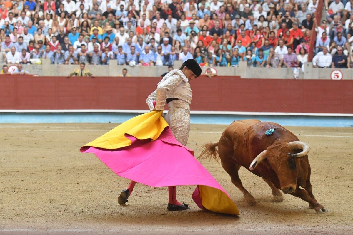 Roca Rey en el primer festejo de la Feria Taurina de la Peregrina 2018